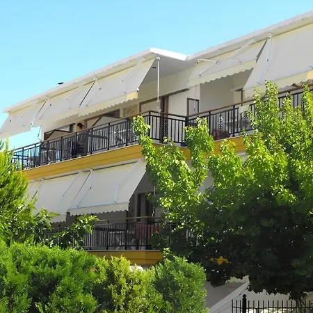 Christina Sea Side B Aparthotel *