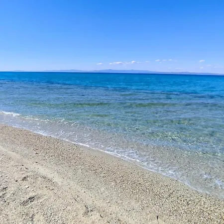 Christina Sea Side B Апарт-отель 3*